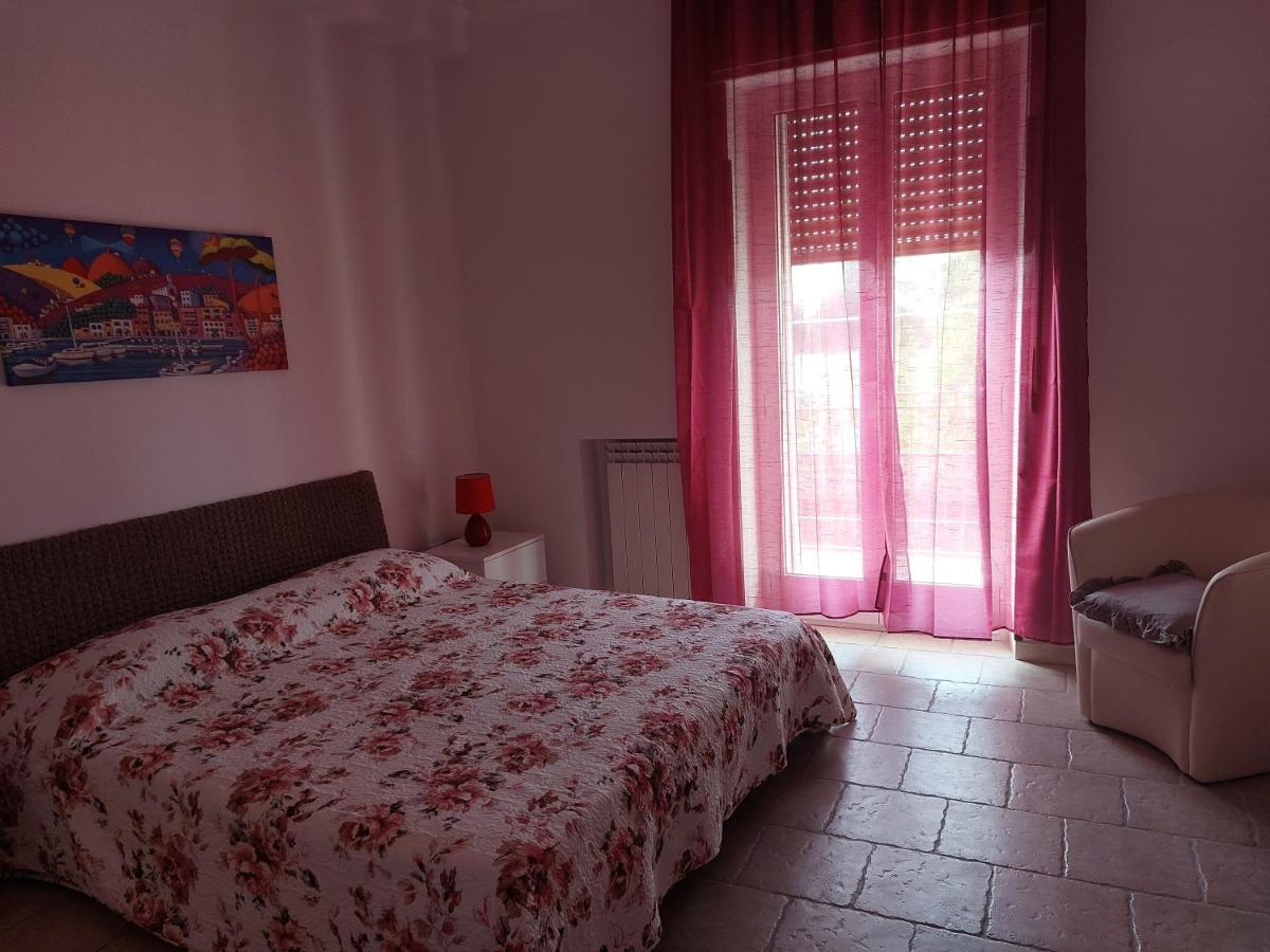 Marina Apartments Tarente Extérieur photo